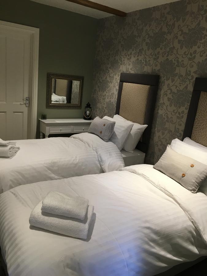Greyhound Inn Wilton Wilton  Eksteriør bilde