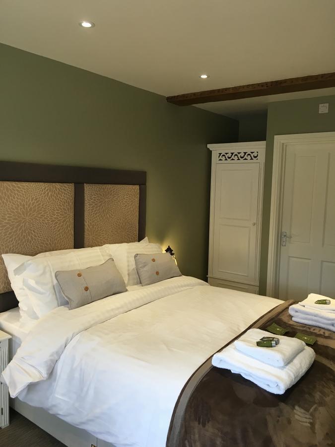 Greyhound Inn Wilton Wilton  Eksteriør bilde