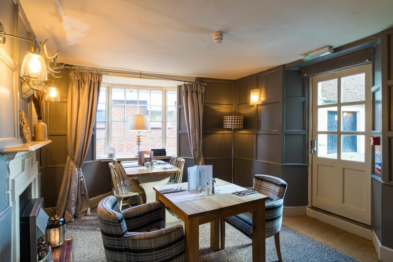 Greyhound Inn Wilton Wilton  Eksteriør bilde