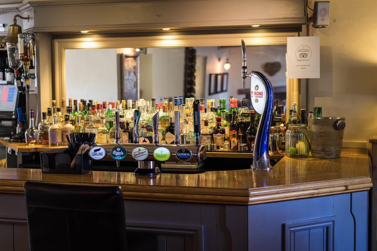 Greyhound Inn Wilton Wilton  Eksteriør bilde