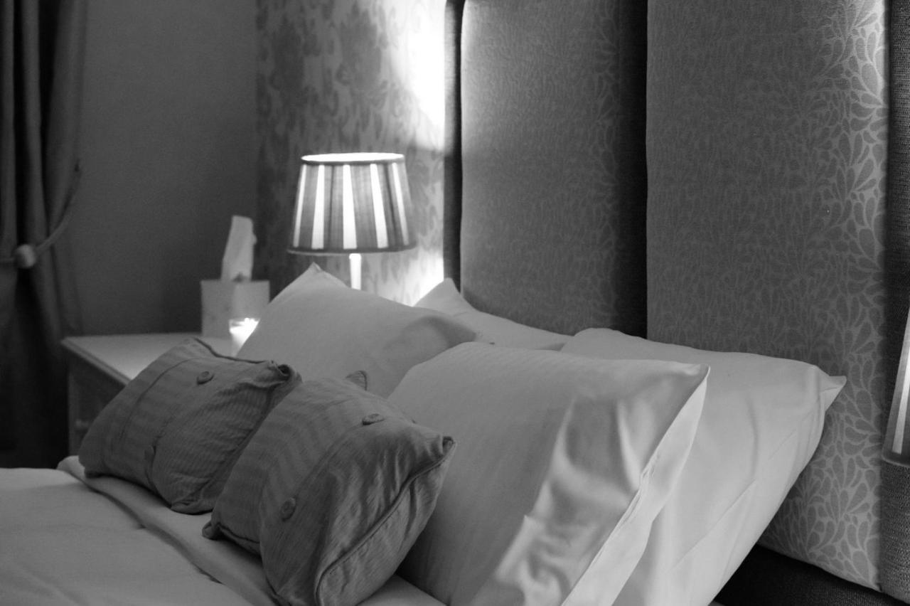 Greyhound Inn Wilton Wilton  Eksteriør bilde